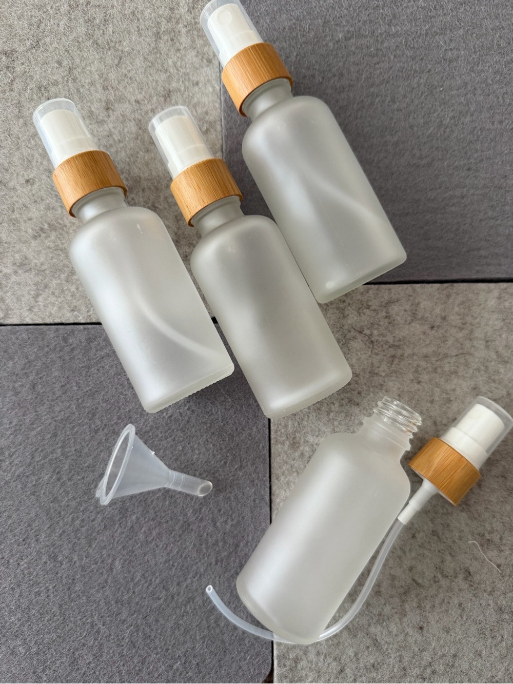 Frosted 50ml Glass Spray Bottle with Bamboo Pump – Clear/White - set of 4